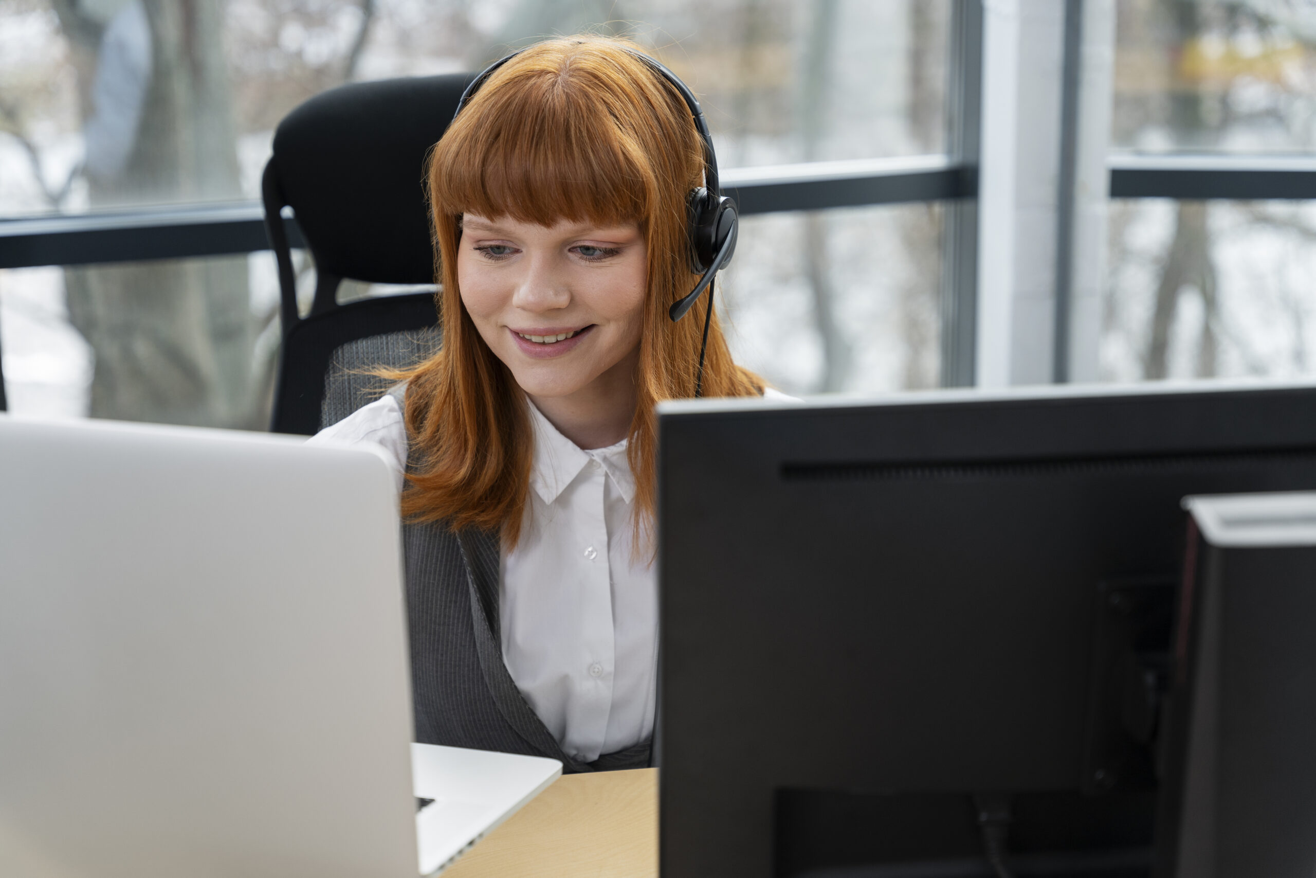 Website Chat Response Time: The Threshold That Decides Sales