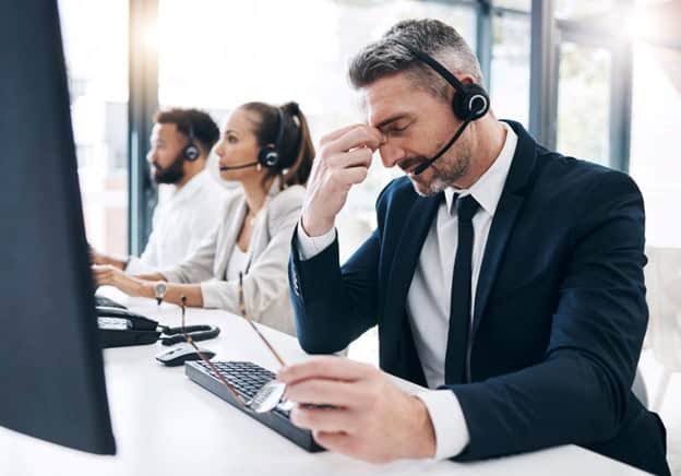 How Front Desk Call Handling Breaks Down During Guest Check-in Hours